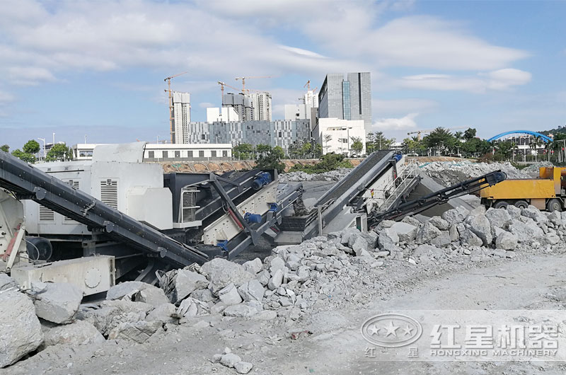 紅星履帶破碎篩分站現場 紅星履帶破碎篩分站現場