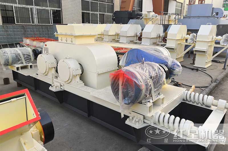 對(duì)輥式制砂機(jī) 對(duì)輥式制砂機(jī)