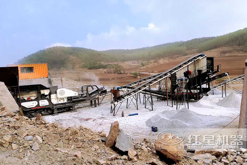 移動鄂破和移動反擊破作業現場 移動鄂破和移動反擊破作業現場